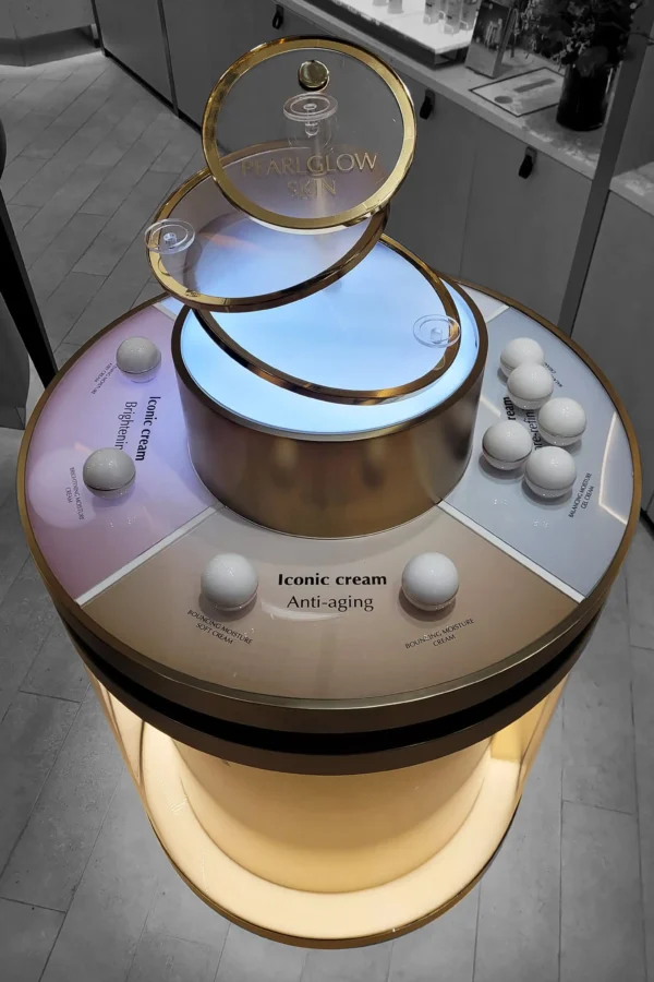 round display table