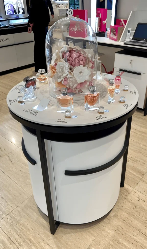 round perfume counter