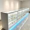 White Display Counter Long Combined Vitrine Showcase With Base Glass Shelves For Cell phone Shop