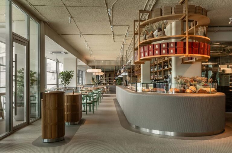 Bespoke Curved Bar Counter & Pastry Showcase for Restaurant Projects